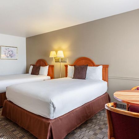 Americas Best Value Inn Burns Extérieur photo