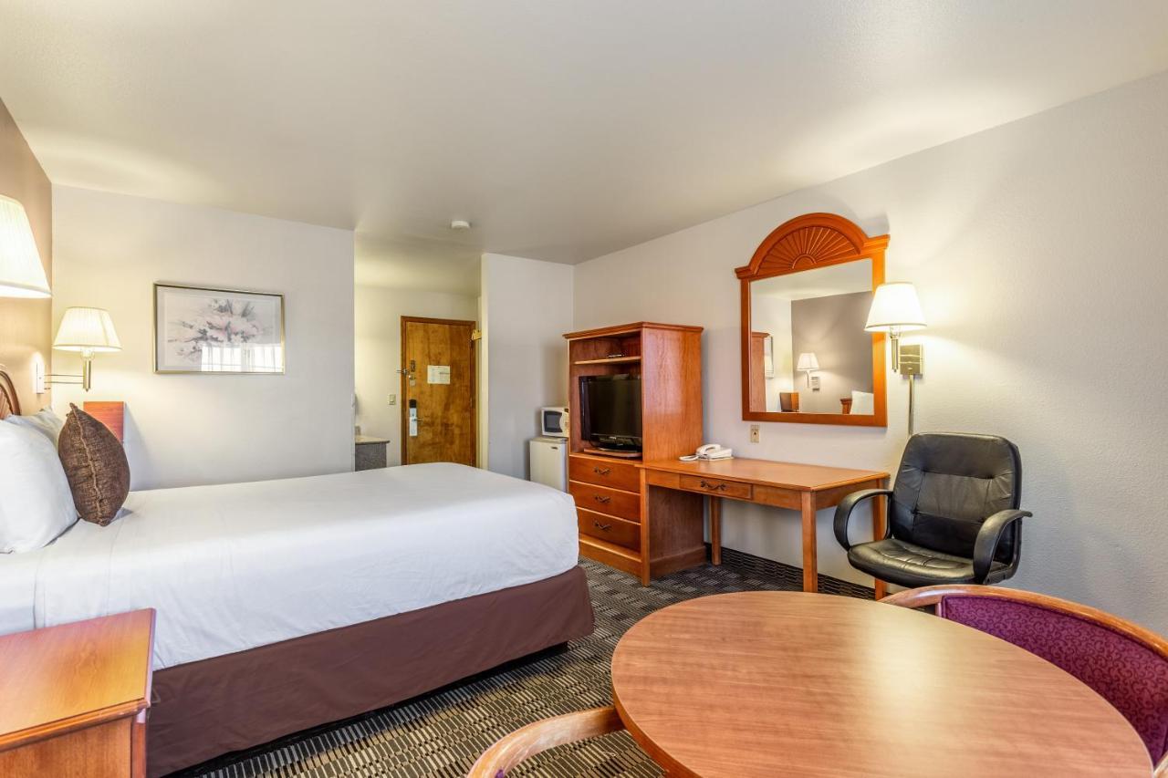 Americas Best Value Inn Burns Extérieur photo