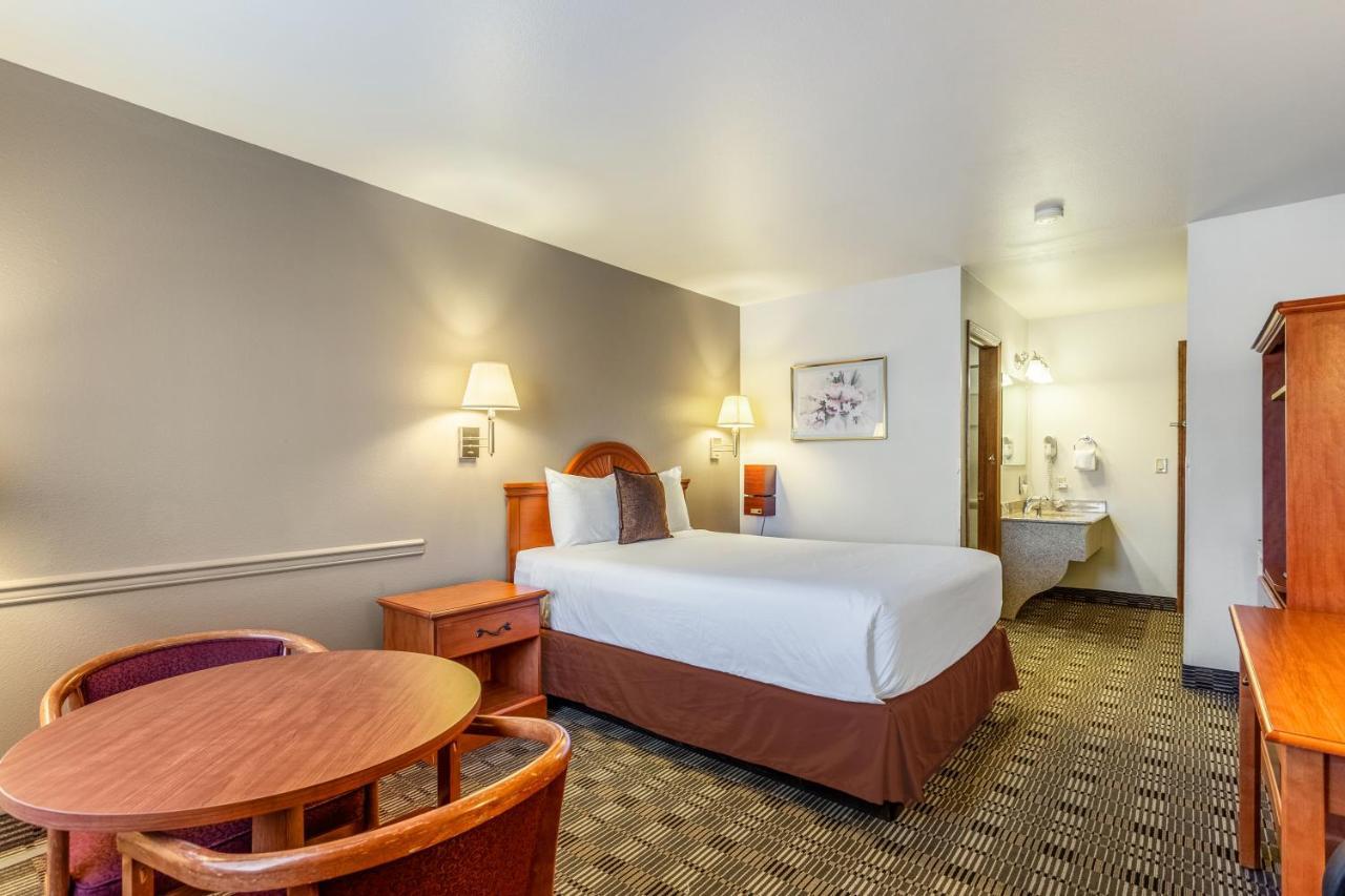 Americas Best Value Inn Burns Extérieur photo