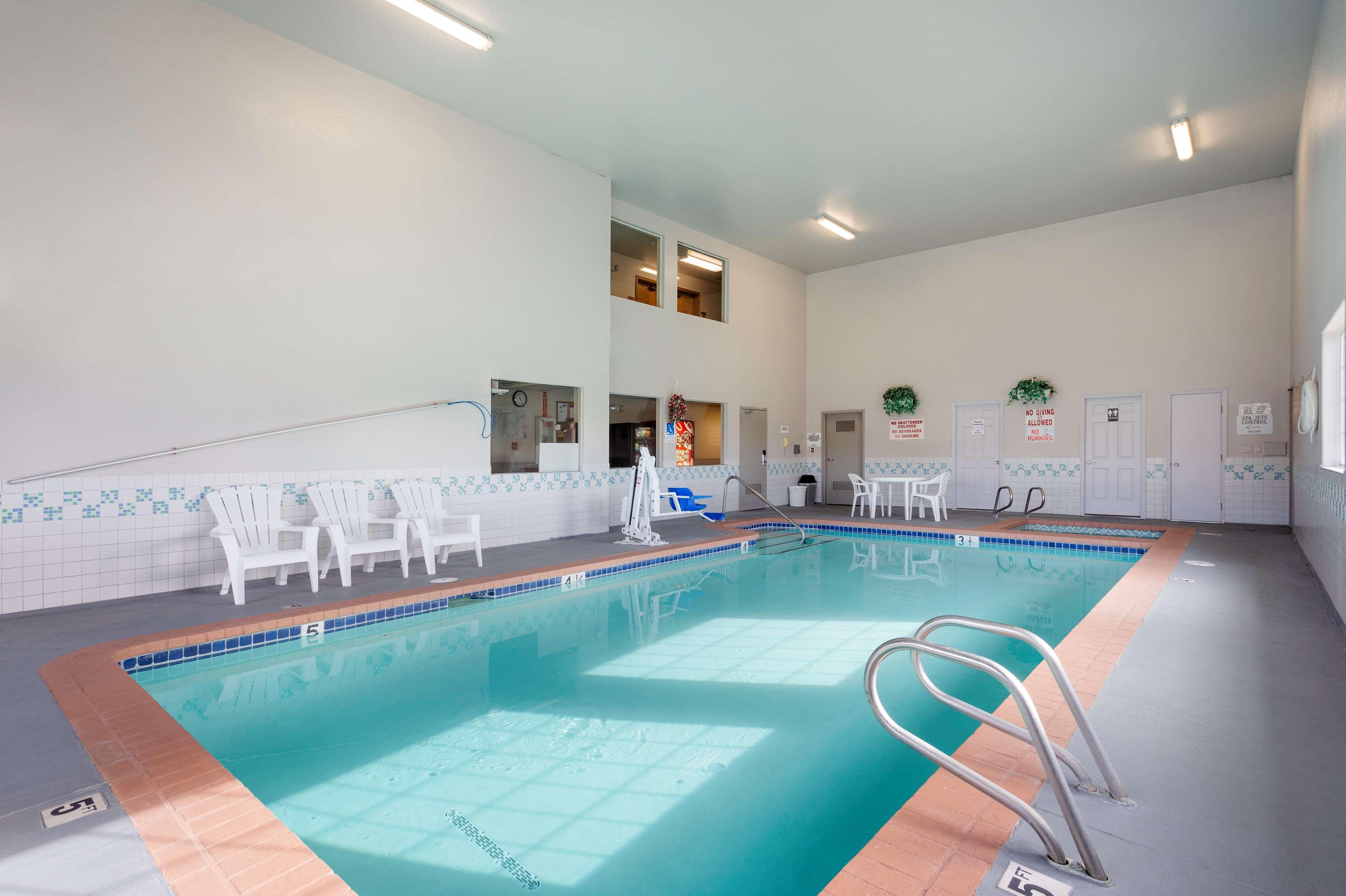 Americas Best Value Inn Burns Extérieur photo