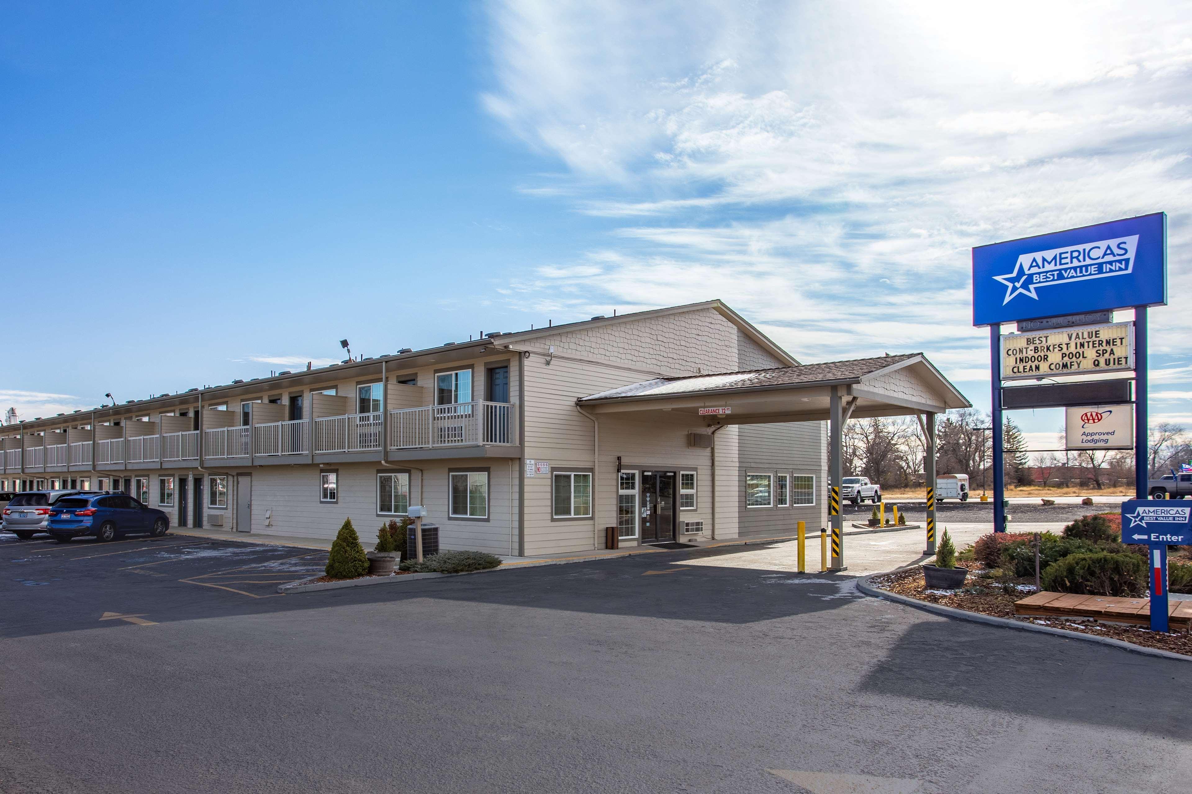 Americas Best Value Inn Burns Extérieur photo