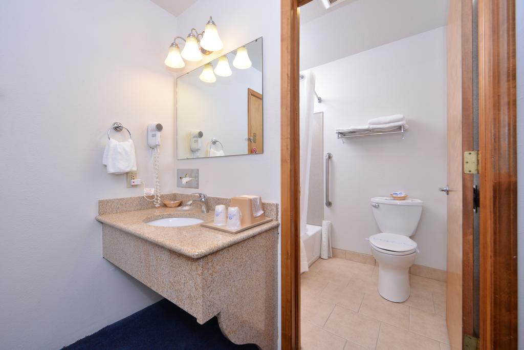 Americas Best Value Inn Burns Extérieur photo