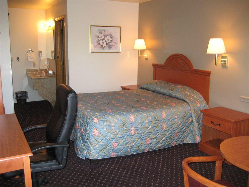 Americas Best Value Inn Burns Extérieur photo