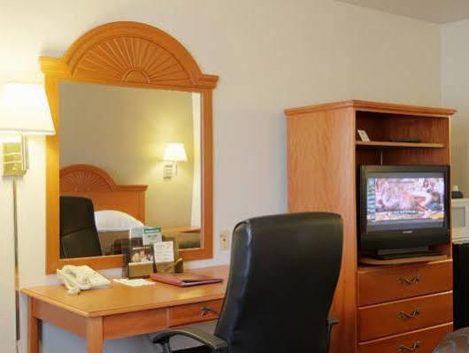 Americas Best Value Inn Burns Extérieur photo